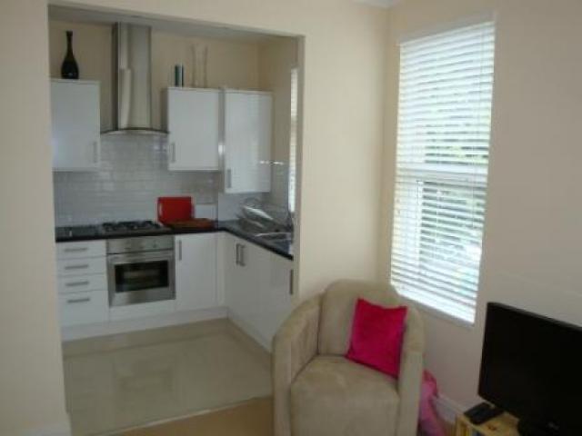 			1 Bedroom, 1 bath, 1 reception Flat			 Holland Road, KENSAL GREEN/WILLESDEN